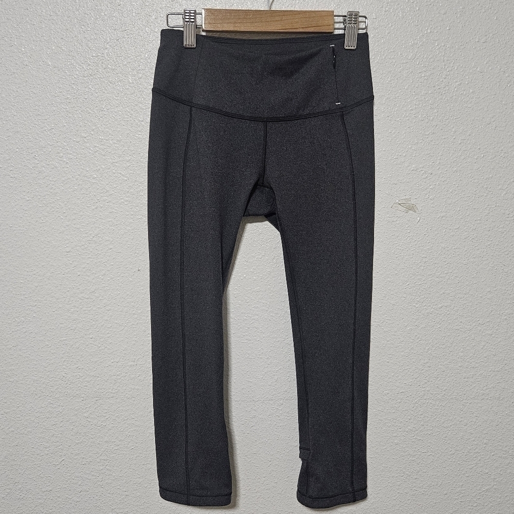 Calia by Carrie Underwood cropped leggings size xs